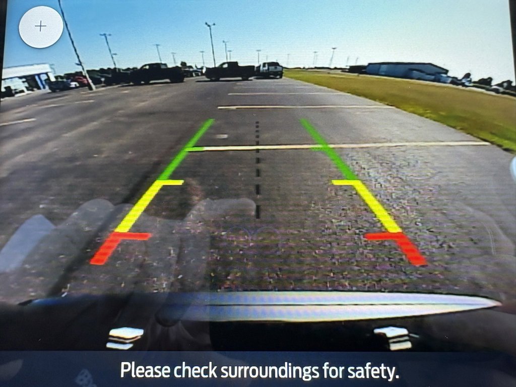 Used 2024 Ford Edge SE w/ Black Appearance Package image 41