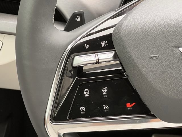 New 2026 Cadillac Vistiq Premium Luxury AWD/4WD image 12