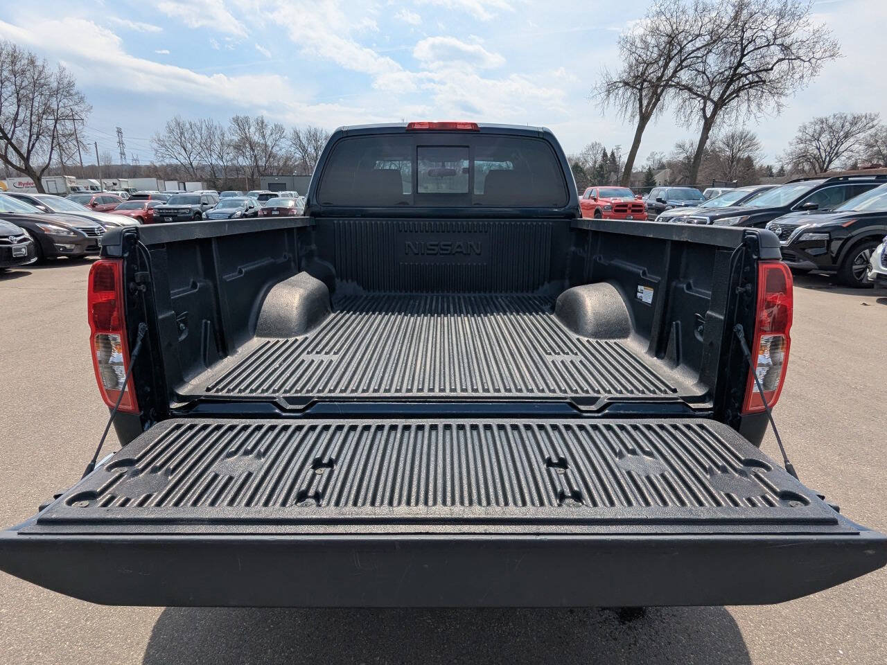 Used 2019 Nissan Frontier SV AWD/4WD image 27