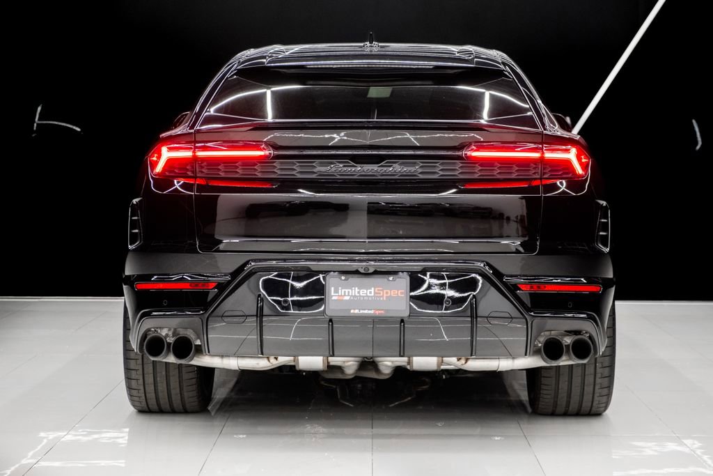 Used 2025 Lamborghini Urus SE image 12