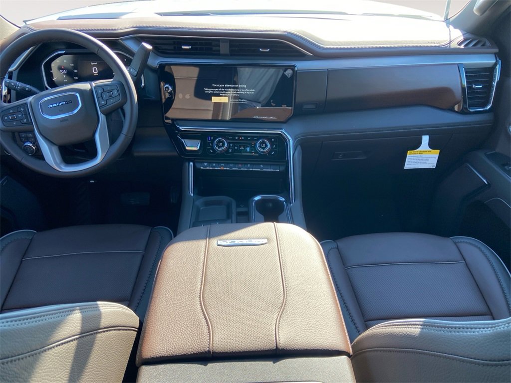 New 2026 GMC Sierra 2500 Denali w/ Denali Reserve Package image 10