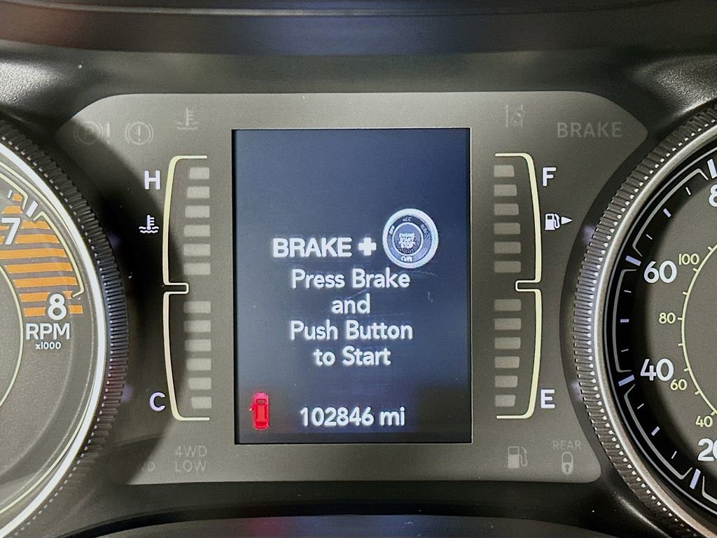 Certified 2020 Jeep Cherokee Latitude Lux w/ Quick Order Package 26H Lux image 21