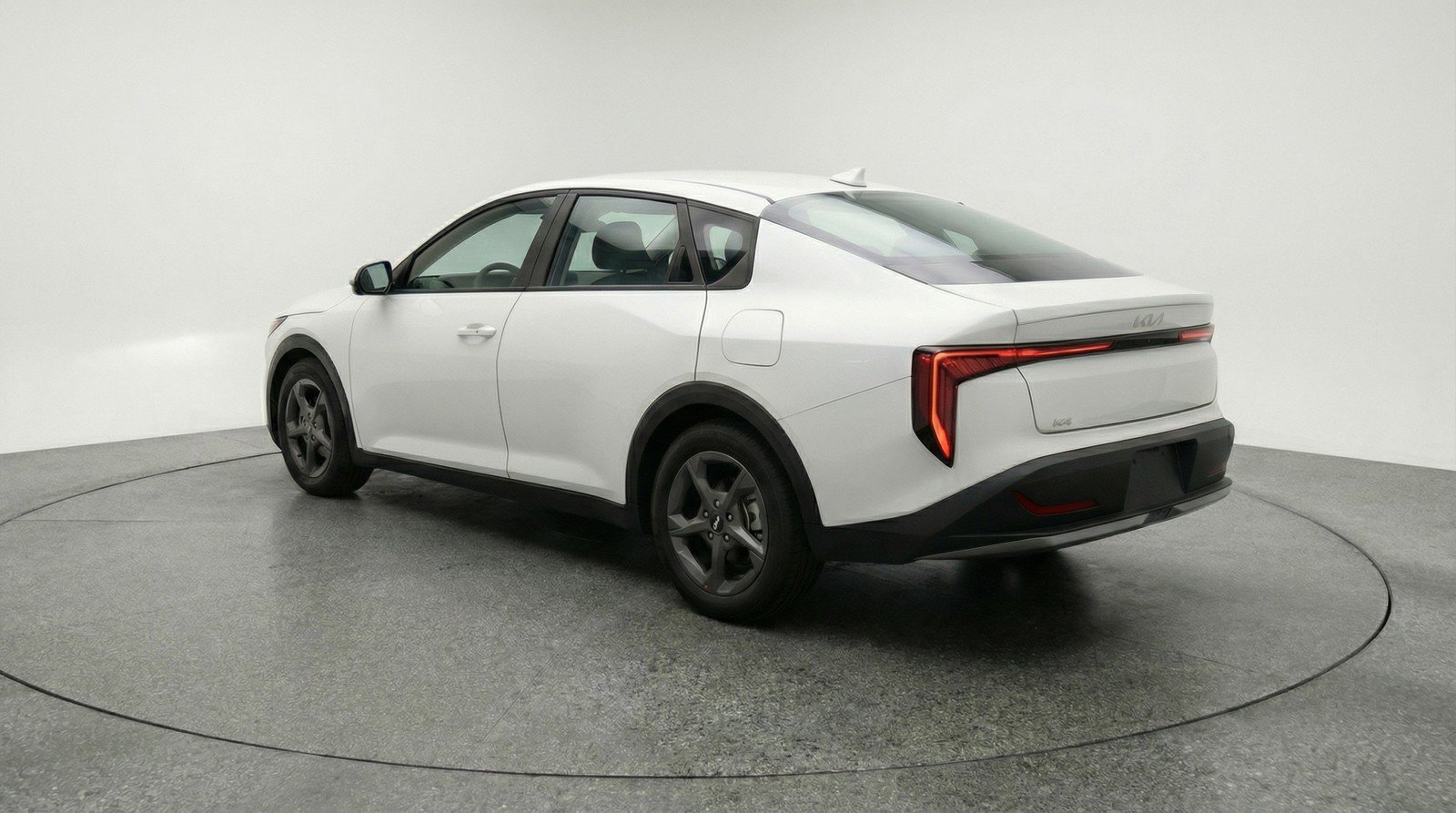 Used 2025 Kia K4 LXS image 6