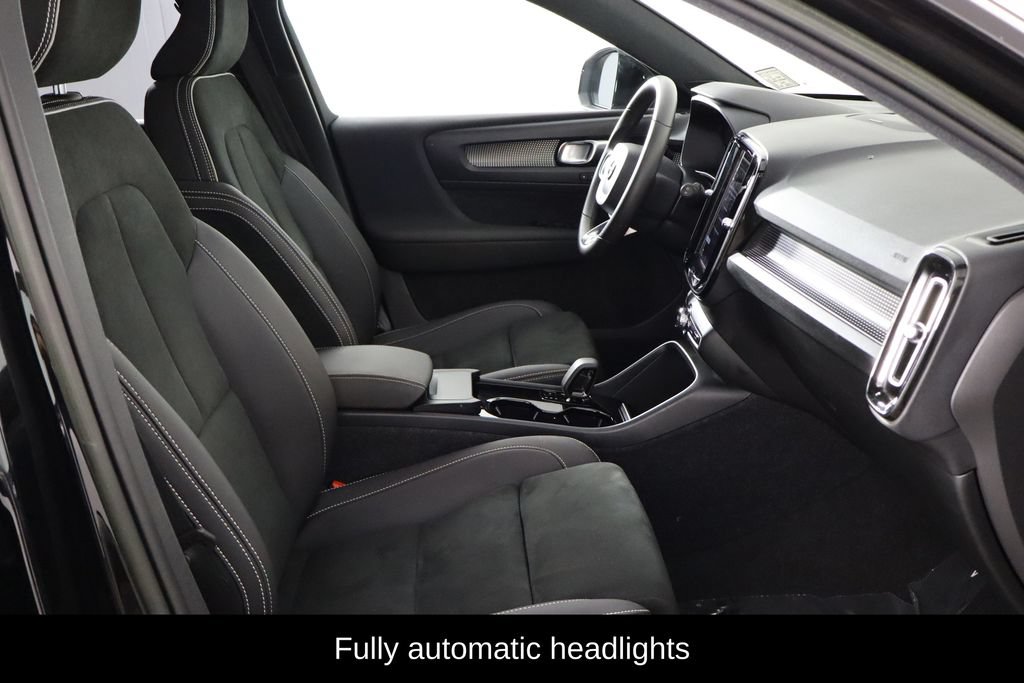 Used 2022 Volvo XC40 P8 Recharge Ultimate AWD/4WD image 11