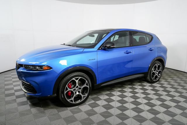 Used 2024 Alfa Romeo Tonale Veloce w/ Premium Interior Package image 27