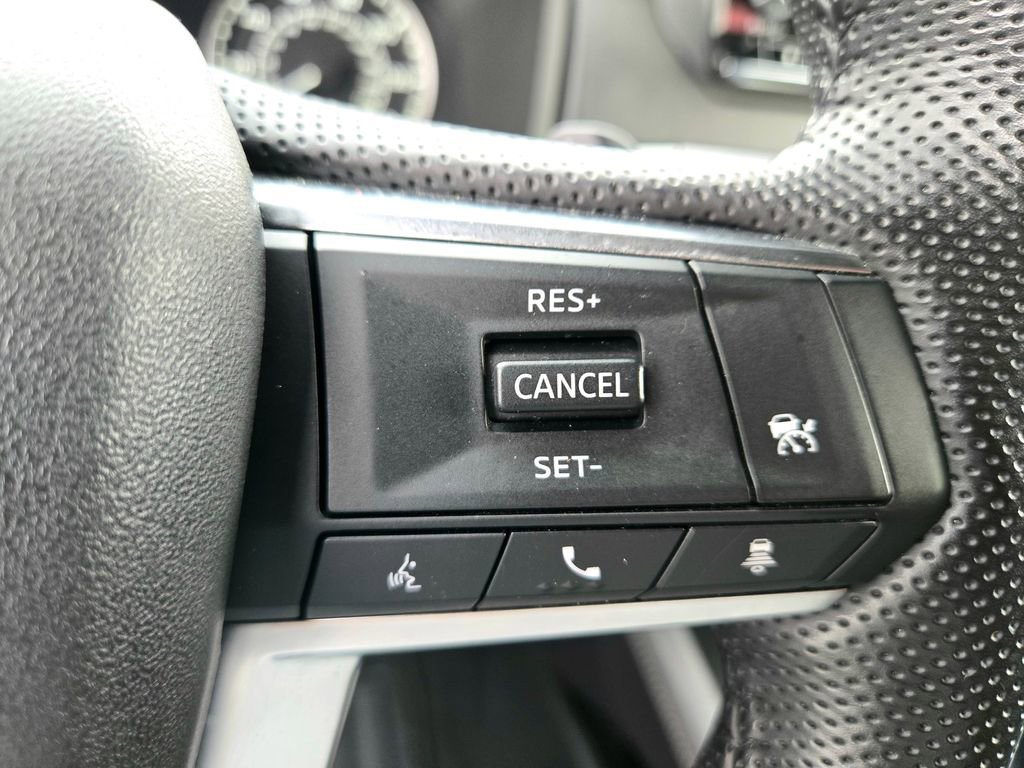 Used 2022 Mitsubishi Outlander SEL Black Edition image 12