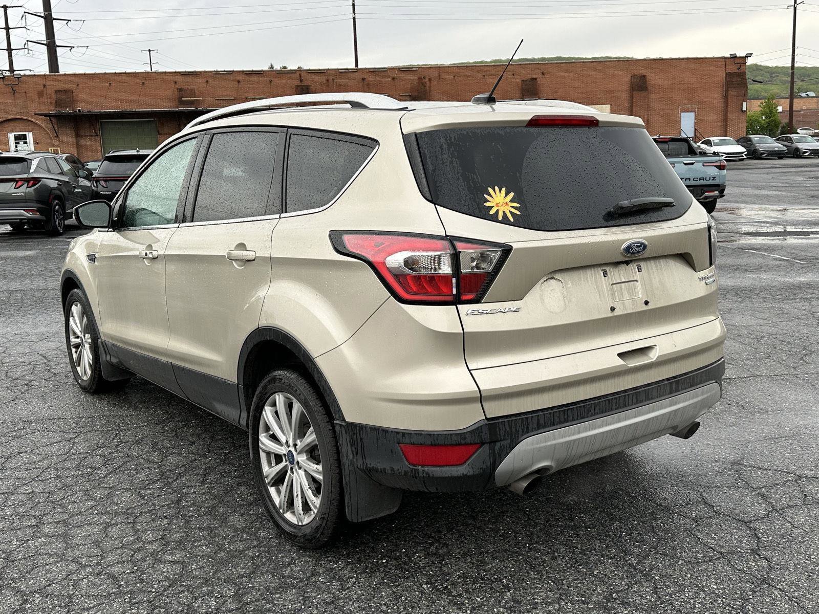 Used 2017 Ford Escape Titanium image 6