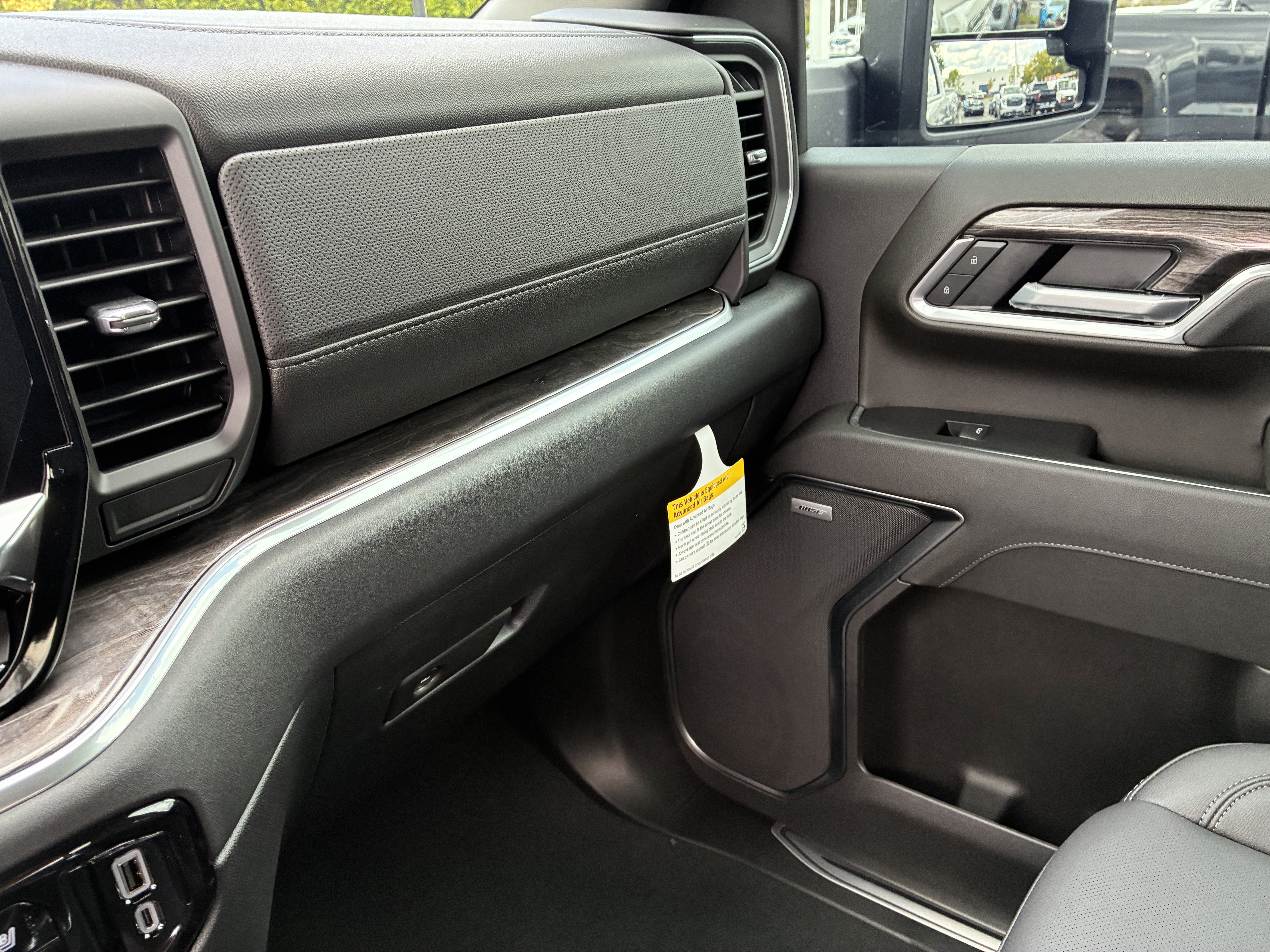 New 2026 Chevrolet Silverado 3500 LTZ w/ LTZ Plus Package AWD/4WD image 38