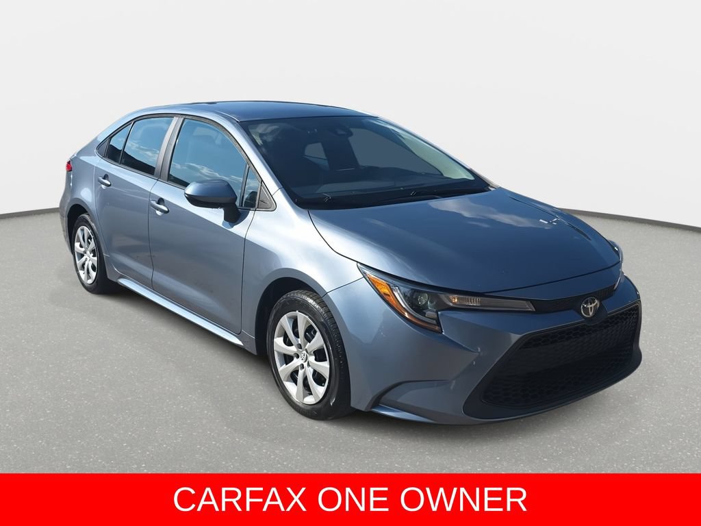 Used 2022 Toyota Corolla LE FWD image 3
