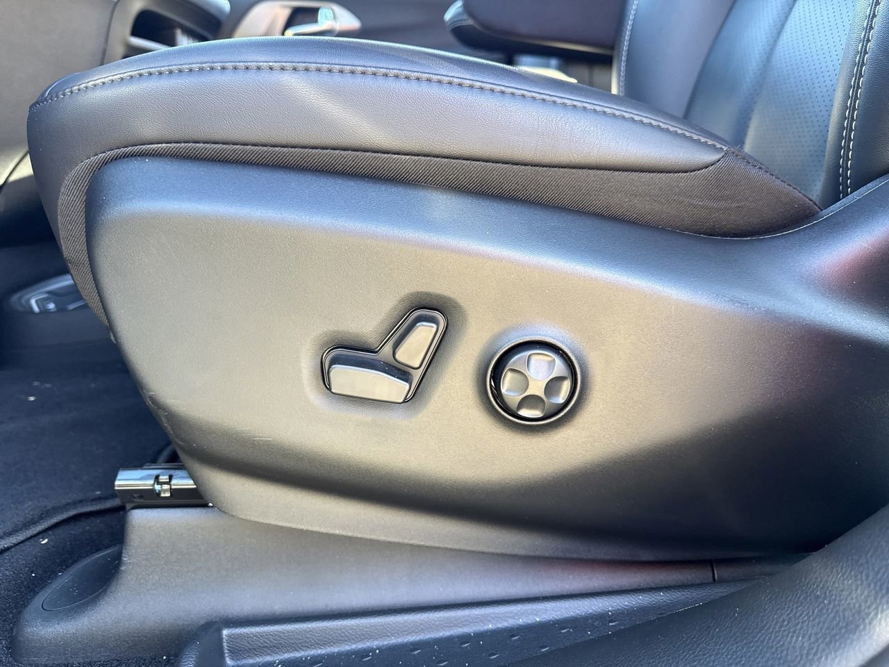 New 2025 Chrysler Pacifica Select image 17