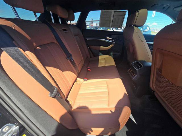 Used 2024 Audi Q8 e-tron Premium Plus AWD/4WD image 12