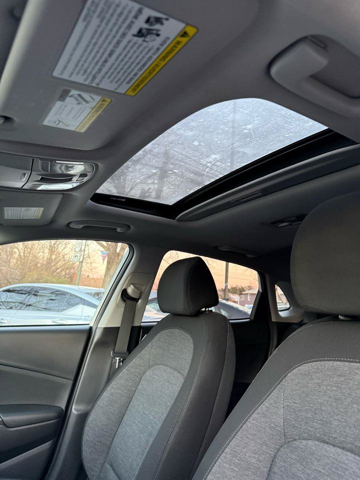 Used 2023 Hyundai Kona SEL FWD image 19
