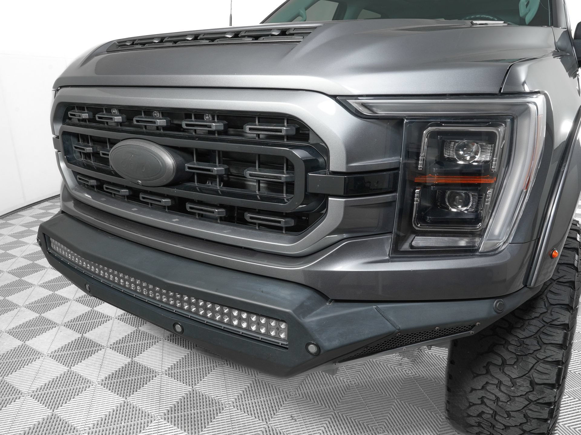 Used 2023 Ford F150 Lariat w/ Equipment Group 502A High AWD/4WD image 32