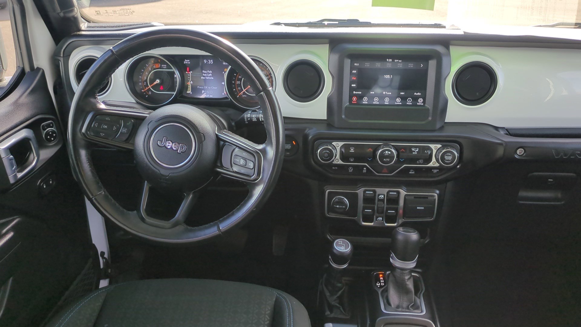 Used 2021 Jeep Wrangler Unlimited Islander image 25