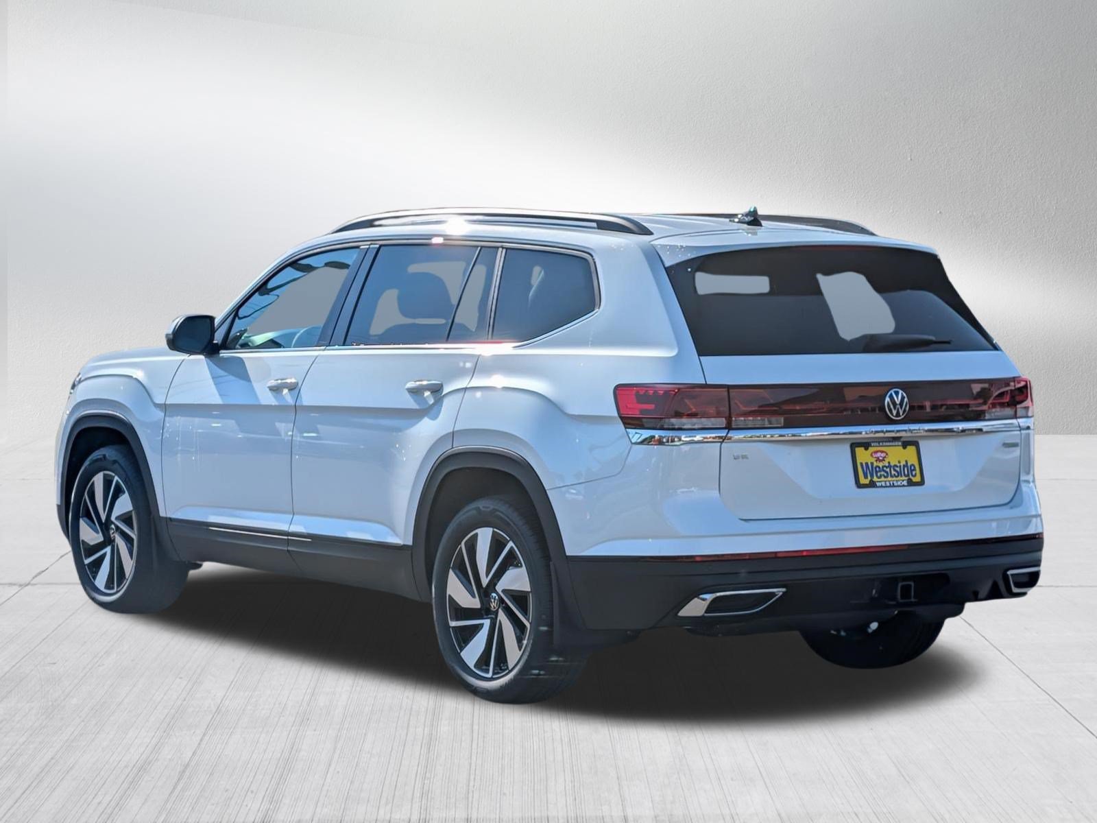 New 2026 Volkswagen Atlas SE AWD/4WD image 2