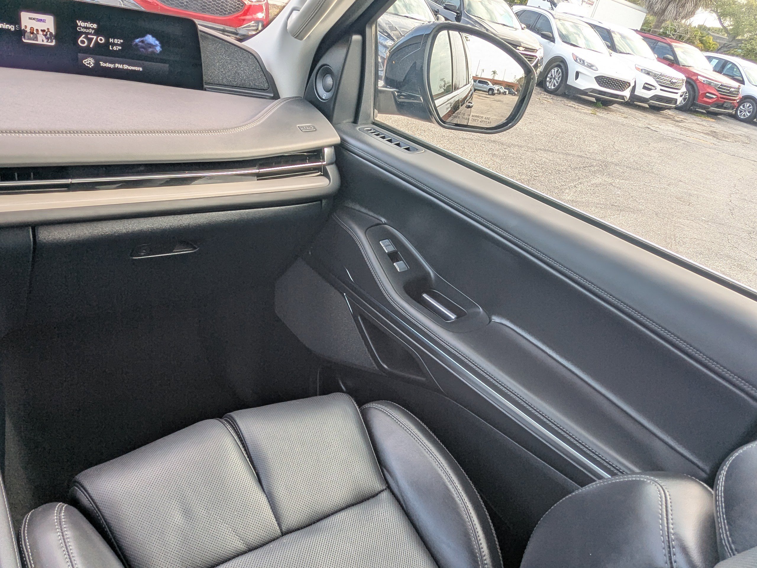 Used 2025 Lincoln Navigator Reserve image 22