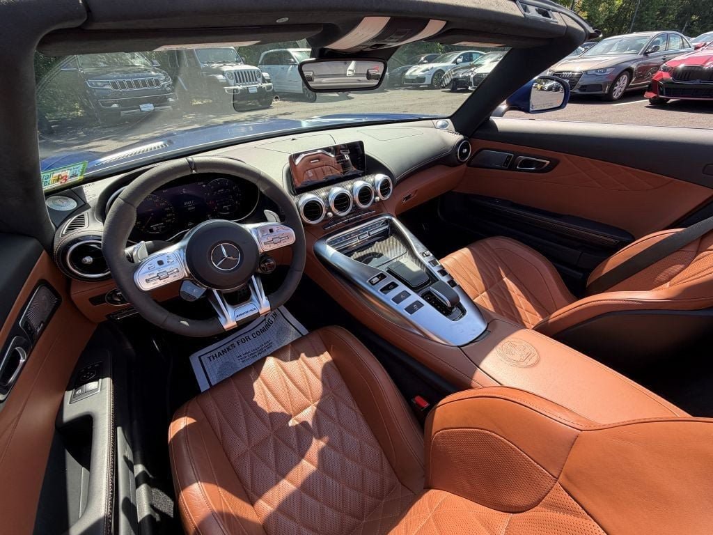 Used 2020 Mercedes-Benz AMG GT C image 25