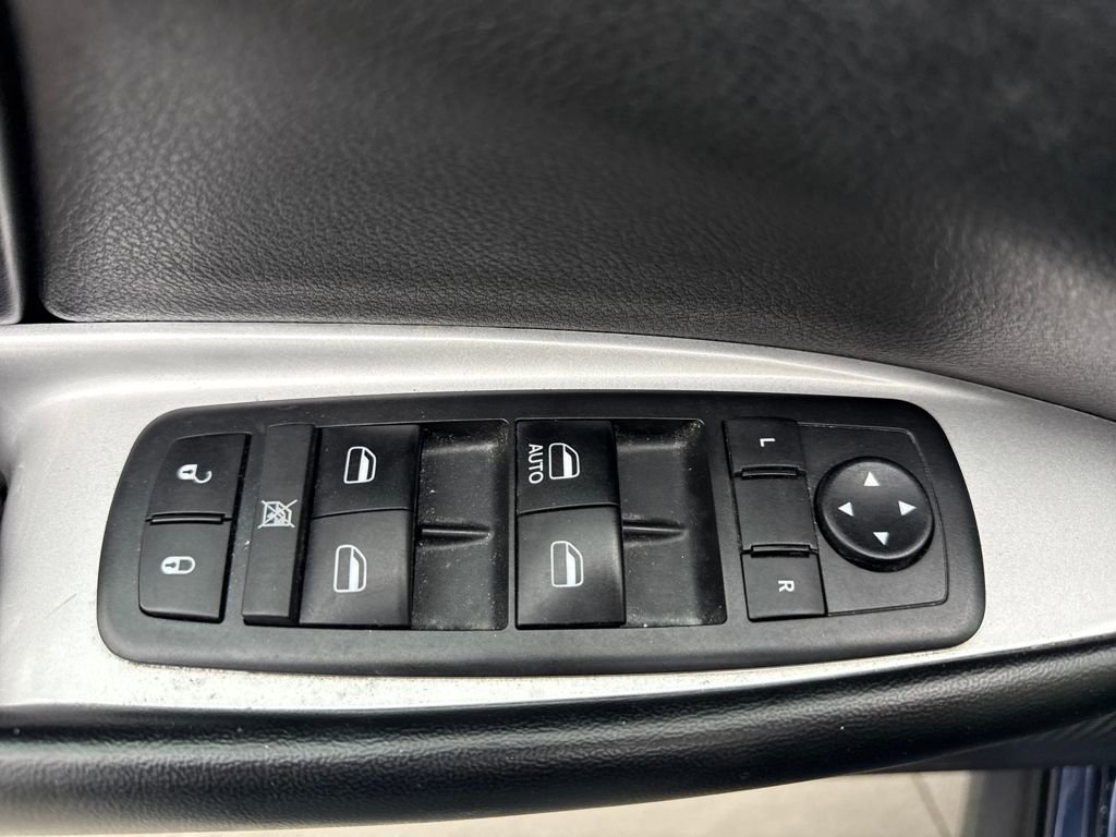 Used 2018 Dodge Journey SE w/ Connectivity Group image 15