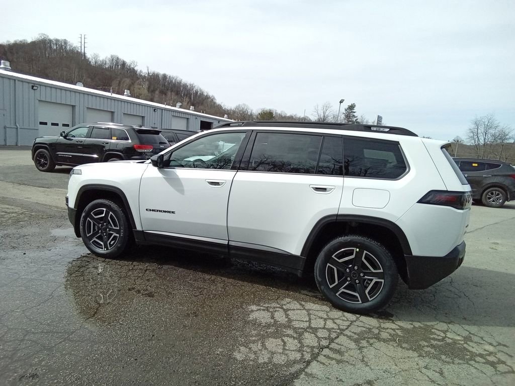 New 2026 Jeep Cherokee Laredo image 7