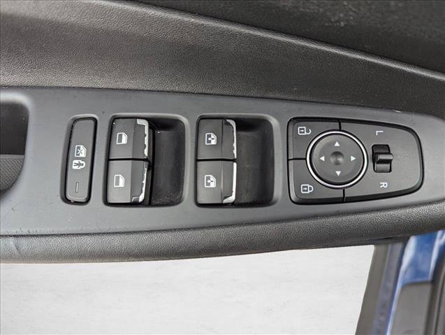 Used 2022 Hyundai Santa Fe SEL w/ Convenience Package FWD image 10