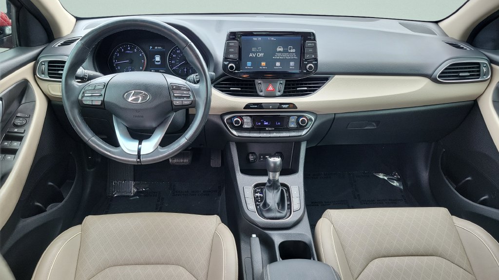 Used 2020 Hyundai Elantra GT w/ Style Package 02 FWD image 13