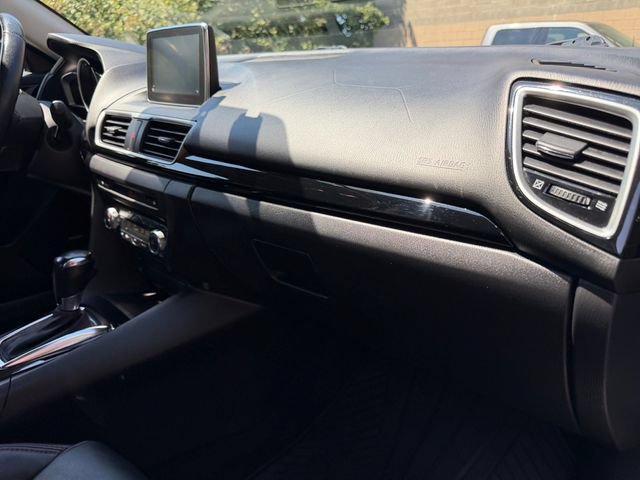 Used 2016 MAZDA MAZDA3 i Grand Touring FWD image 26