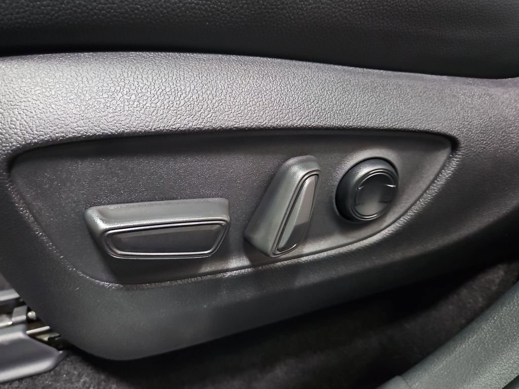 New 2026 Toyota Grand Highlander AWD Hybrid image 30