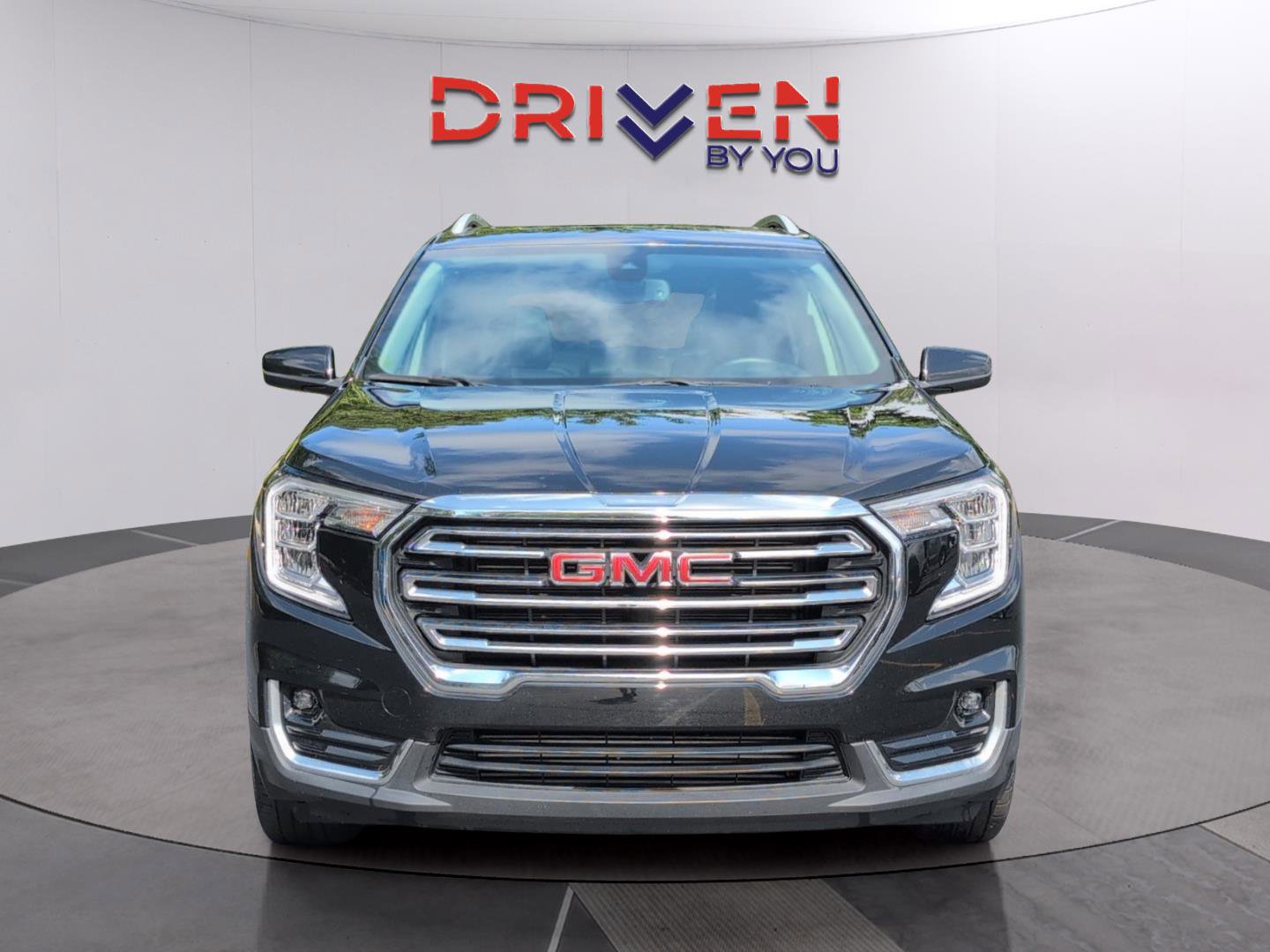 Used 2023 GMC Terrain SLT FWD image 8