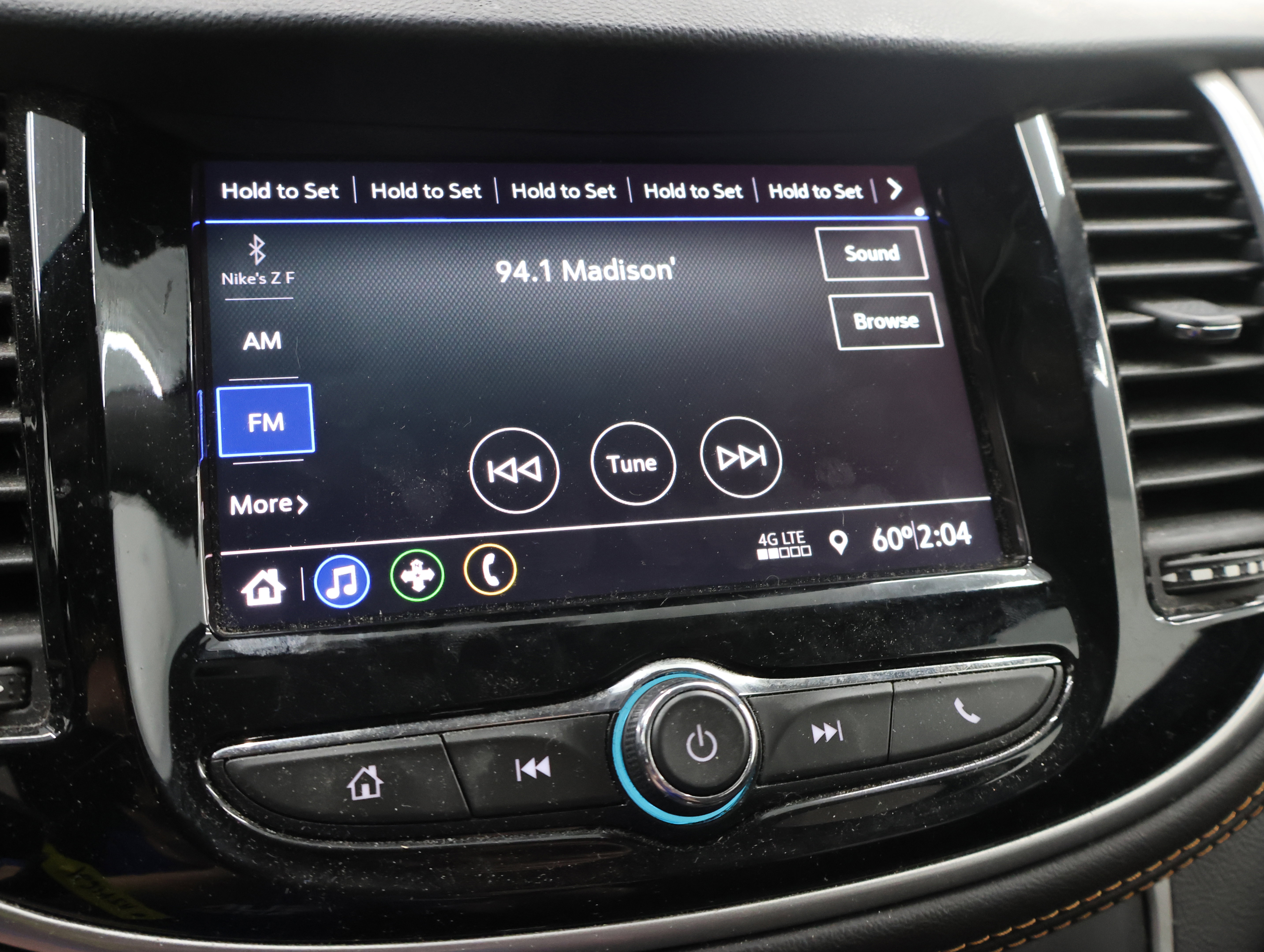 Used 2021 Chevrolet Trax LS w/ Tint and Cruise Package FWD image 12