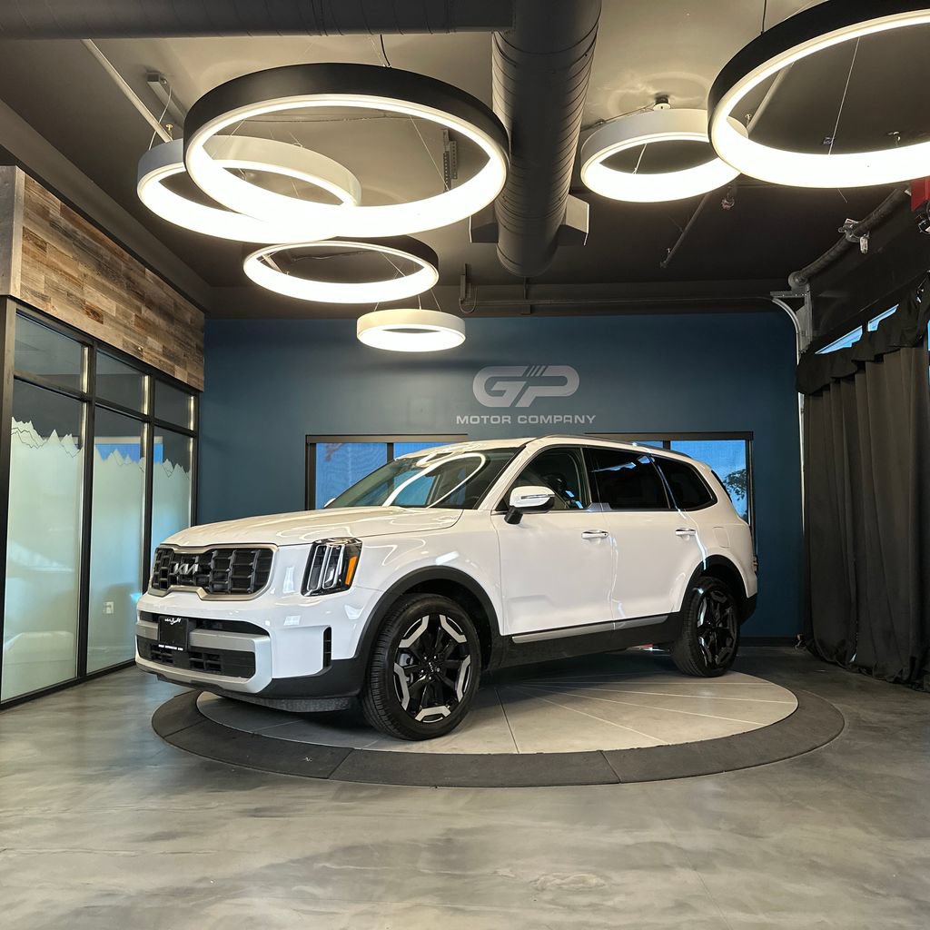 Used 2025 Kia Telluride S AWD/4WD image 7