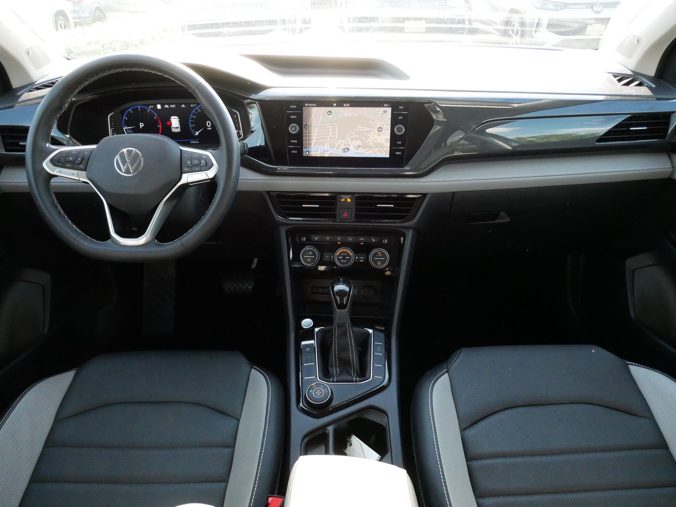 Certified 2023 Volkswagen Taos SEL AWD/4WD image 10