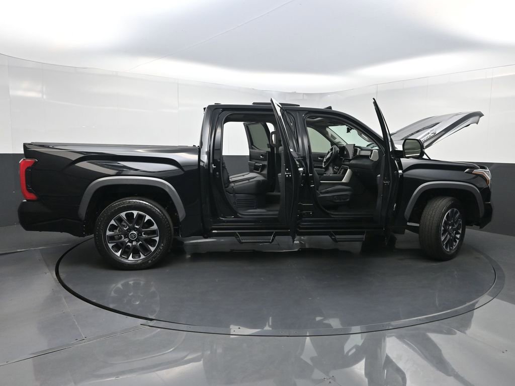 Used 2023 Toyota Tundra Limited AWD/4WD image 39