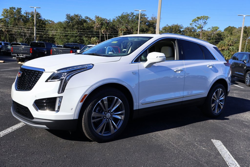 New 2026 Cadillac XT5 Premium Luxury
