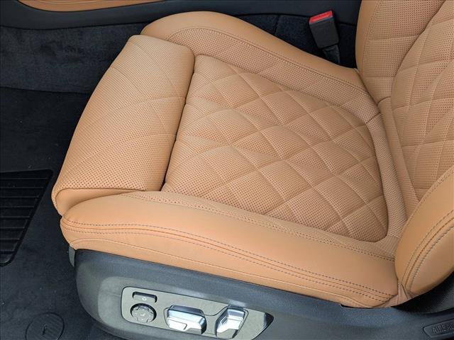 Used 2026 BMW X7 xDrive40i AWD/4WD image 4