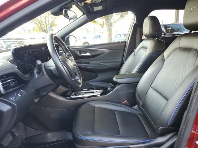 Used 2024 Buick Envista Sport Touring FWD image 13