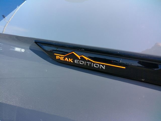 Used 2024 Volkswagen Atlas Peak Edition SEL AWD/4WD image 9