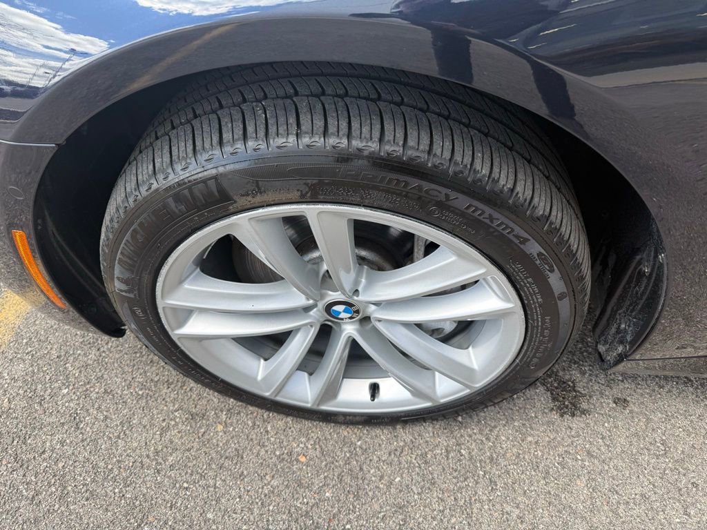 Used 2017 BMW 750i xDrive image 44