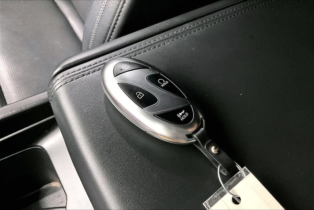 Used 2024 Hyundai Santa Fe Calligraphy AWD/4WD image 12