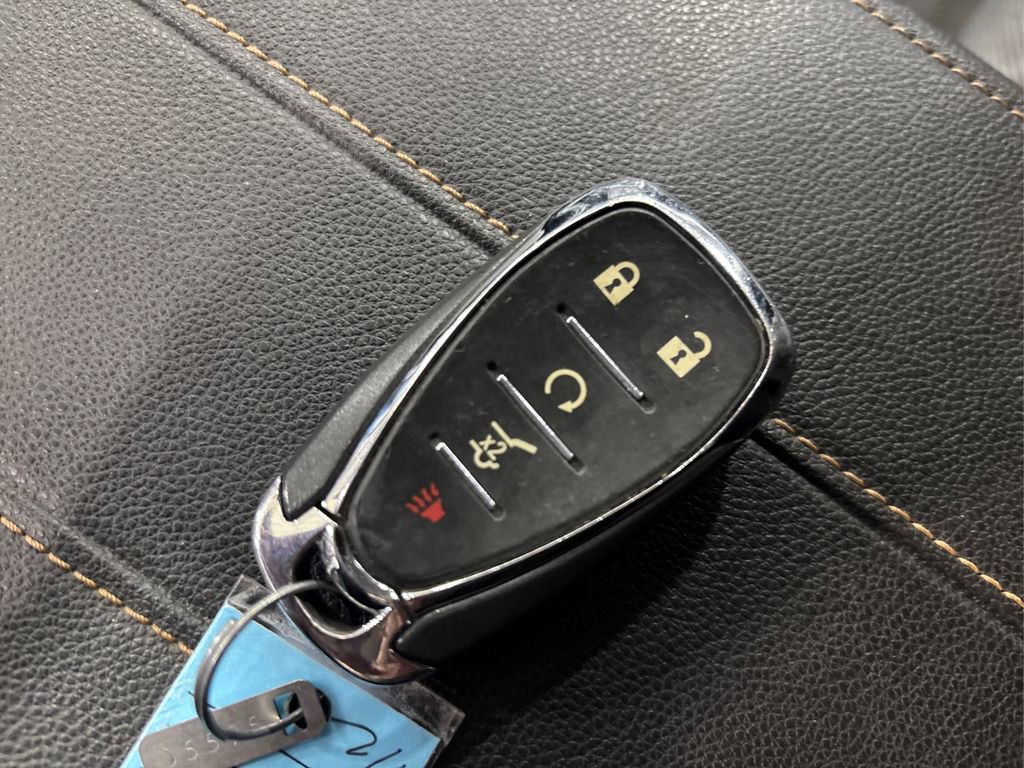 Used 2018 Chevrolet Traverse LT image 40