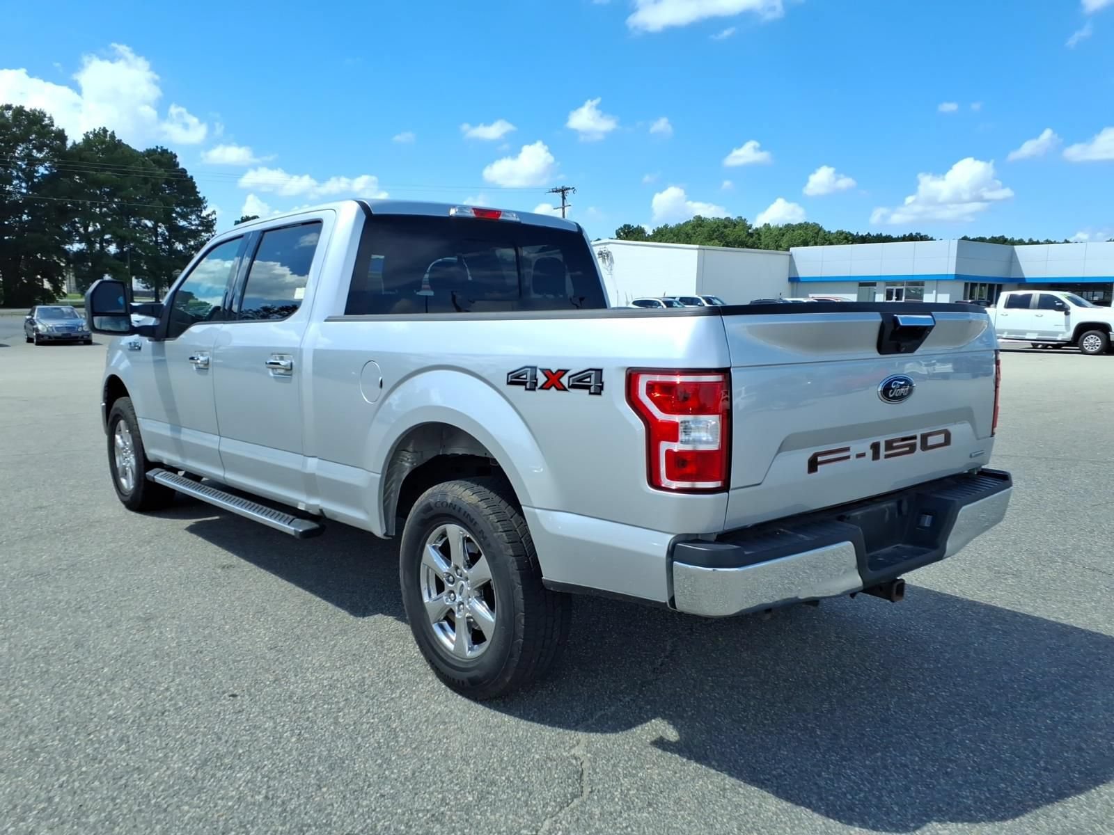 Used 2019 Ford F150 XLT w/ Equipment Group 302A Luxury AWD/4WD image 3
