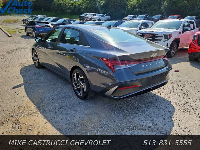 Used 2024 Hyundai Elantra SEL w/ Convenience Package FWD image 3