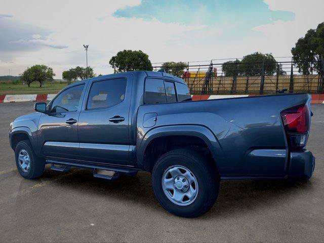 Used 2022 Toyota Tacoma SR AWD/4WD image 4