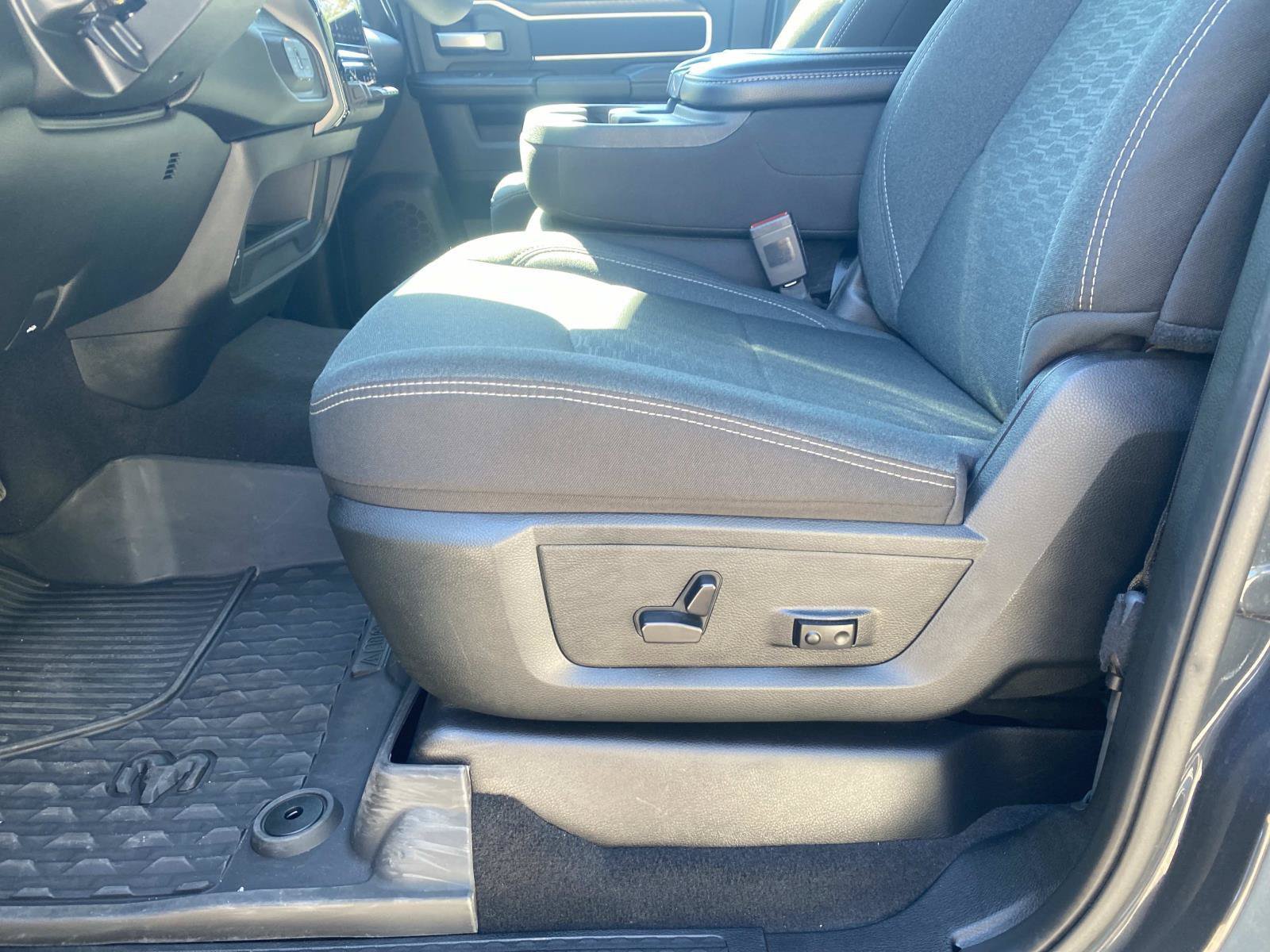 Used 2026 RAM 2500 Big Horn AWD/4WD image 23