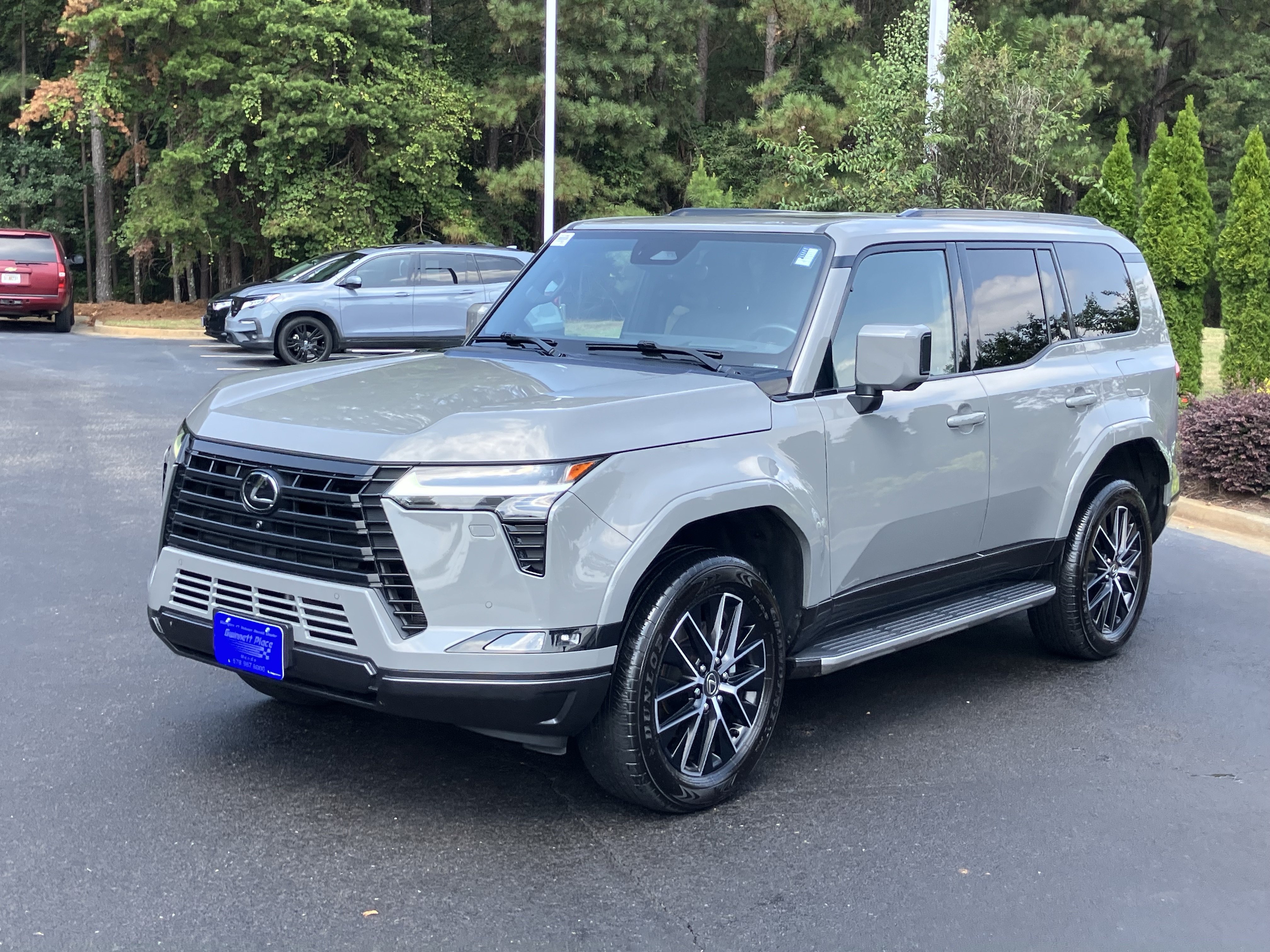 Used 2025 Lexus GX 550 w/ Accessory Package (2T) AWD/4WD image 6