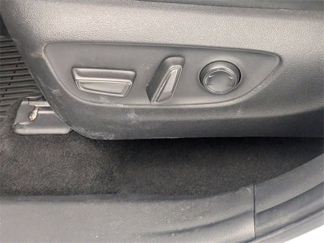 Used 2024 Toyota Grand Highlander XLE image 14