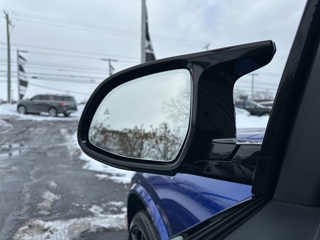 Used 2022 BMW X5 M w/ Executive Package image 3