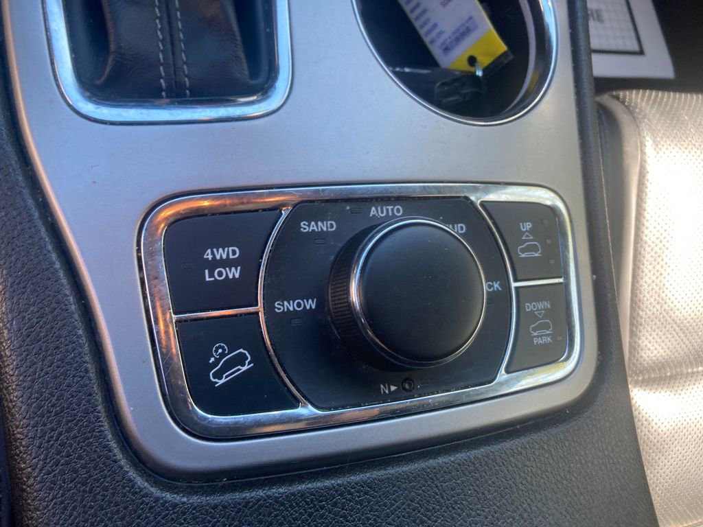 Used 2021 Jeep Grand Cherokee Overland image 45