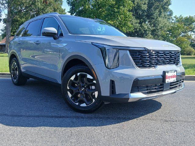 New 2026 Kia Sorento S w/ S Panoramic Sunroof Package FWD image 2