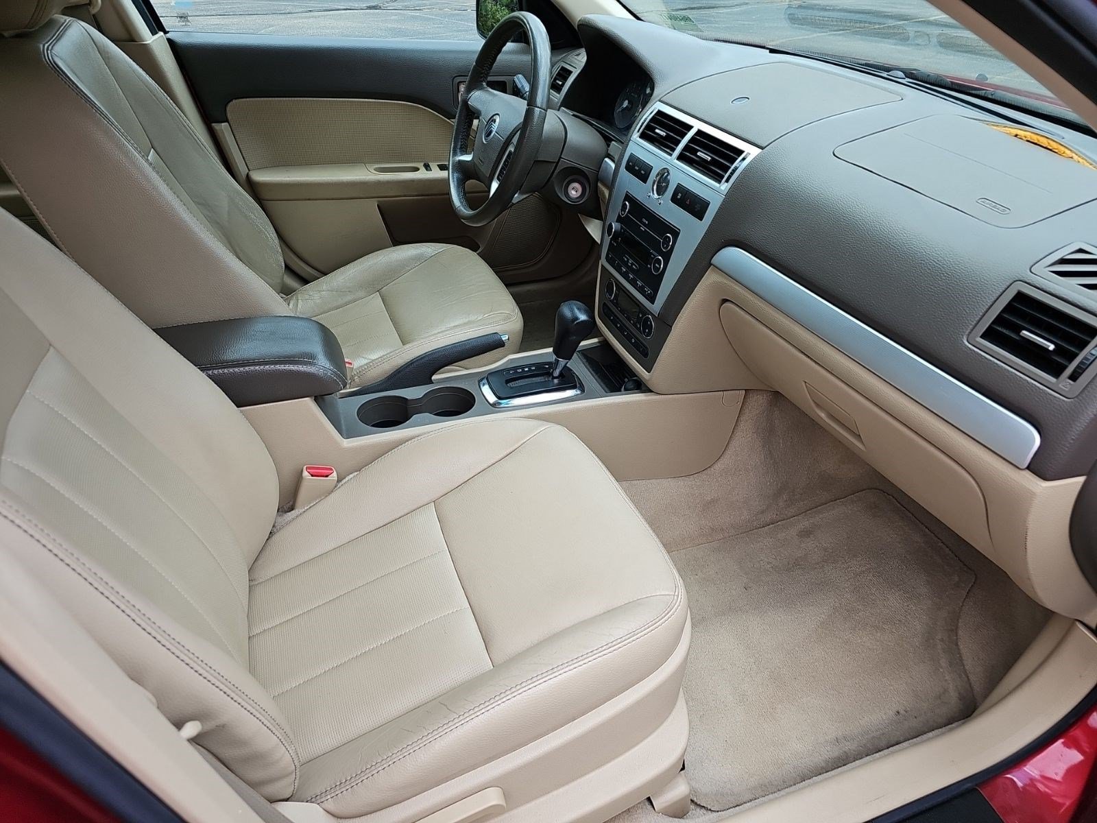Used 2008 Mercury Milan Premier FWD image 10