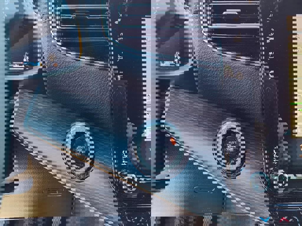 Used 2024 Jeep Wagoneer L Series II w/ Premium Group I image 15